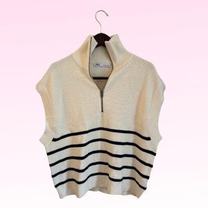 Zara Women's Cream and Navy Jumper